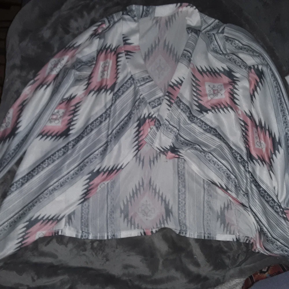 Patterned Shall - Picture 3 of 3